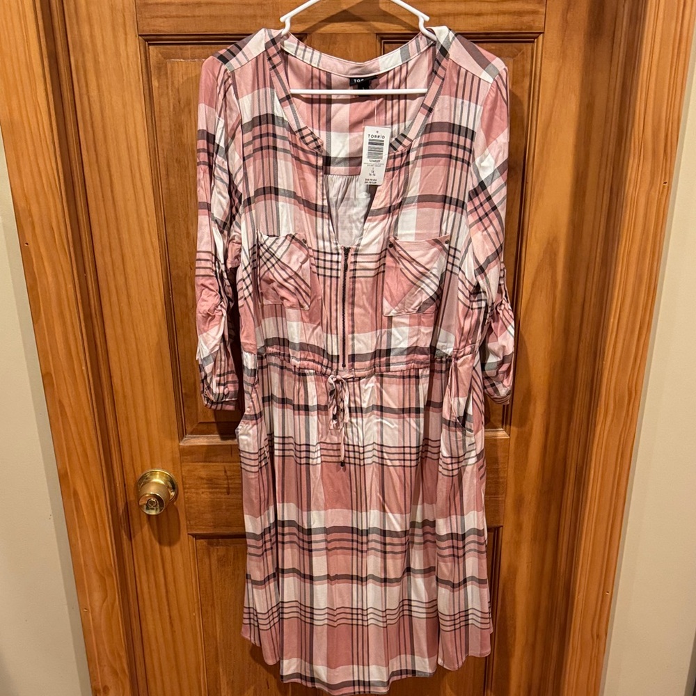 Torrid Size 1 Plaid Pink Dress